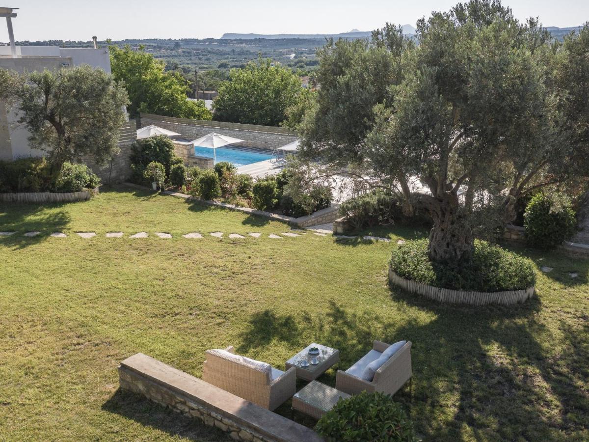 Eco Villa, A Perfect Escape Close To The Beach, By Thinkvilla Maroulás Exteriér fotografie